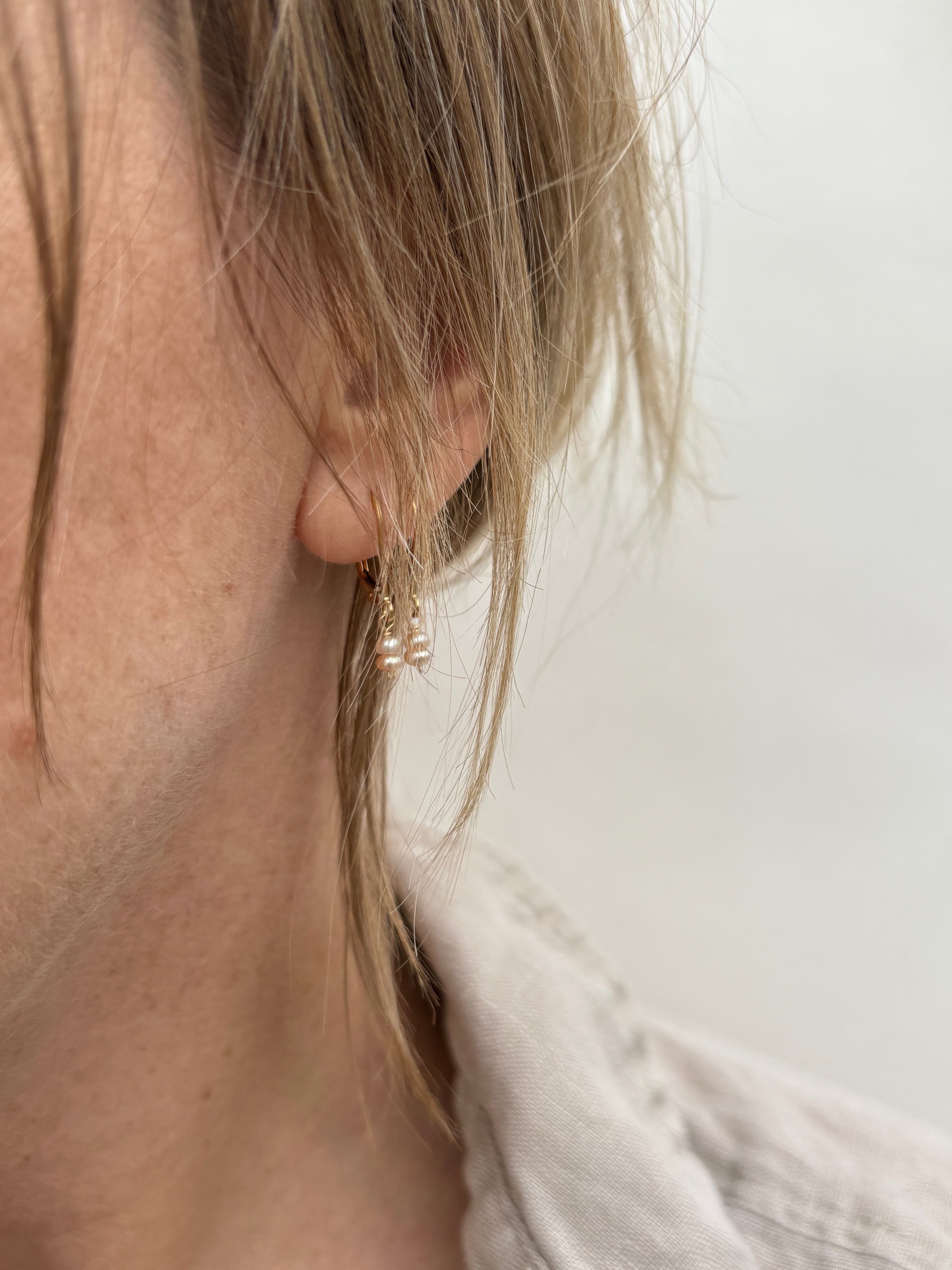 The Duet Pearl Earrings – Blush (Extra Small)